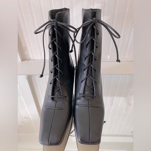 ***SOLD OUT*** ALOHAS! Gorgeous all leather lace-up bootie in black. Brand new